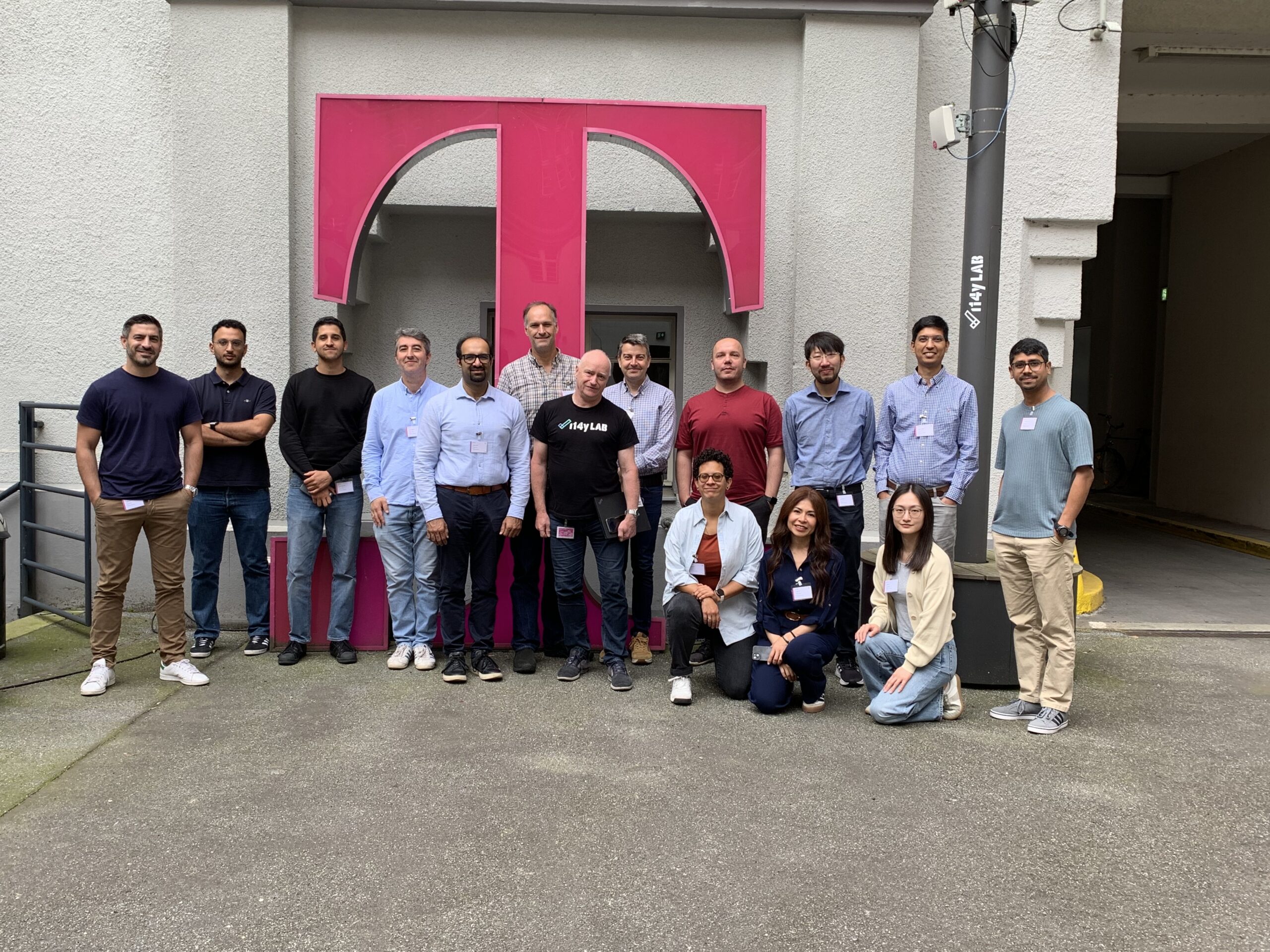 i14y Lab Tour- 6G-XCEL exploring innovation